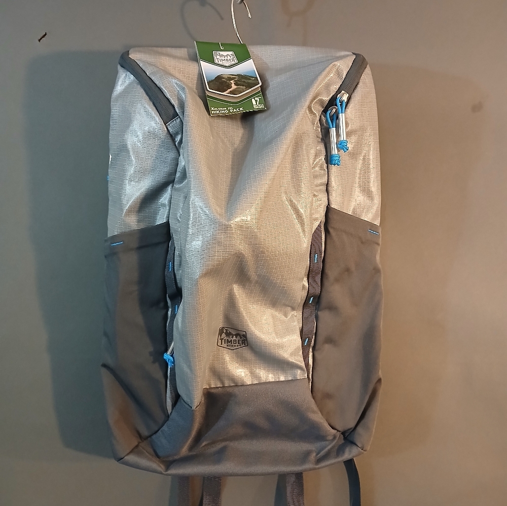 Timber Ridge Xplorer 25L Hiking Pack, Grey -New With Tags